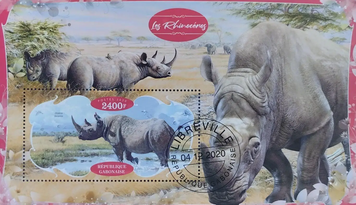 Блок. Габон 2020. Фауна. Носороги.