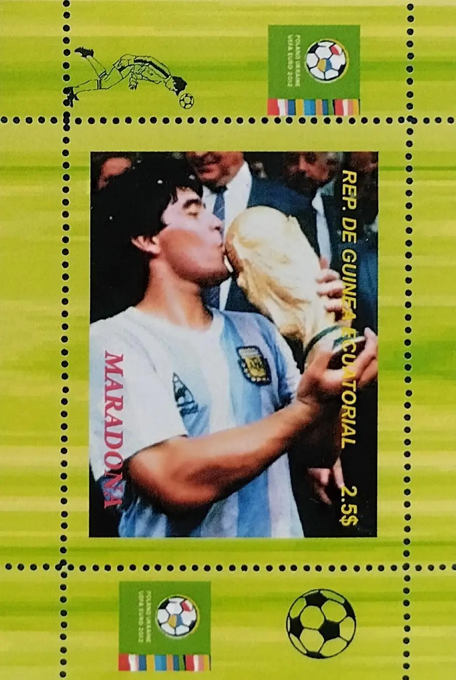 Блок. Гвинея 2012. Футбол. Диего Марадона.