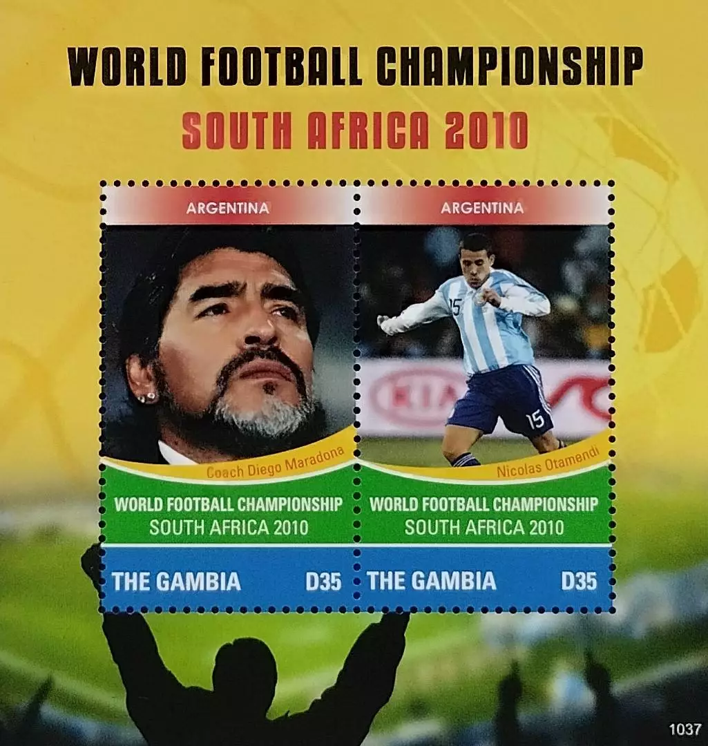 Малый лист. Гамбия 2010. ЧМ по футболу. ЮАР 2010. Марадона. Отаменди. Аргентина.
