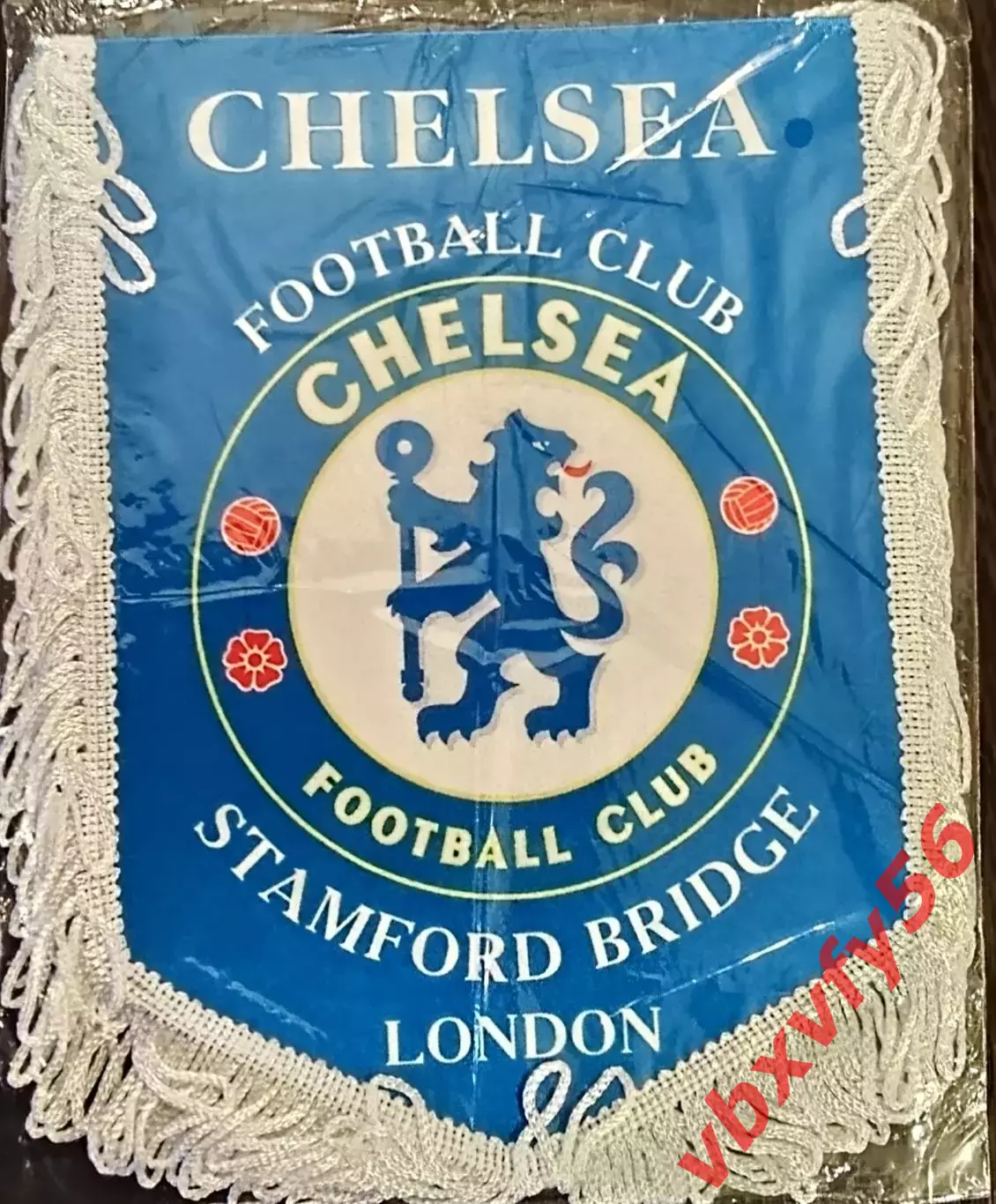 ВЫМПЕЛ ФК Челси (Англия)средний