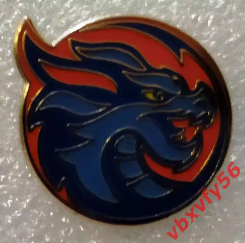 Значок Шанхайские Драконы Китай эмблема