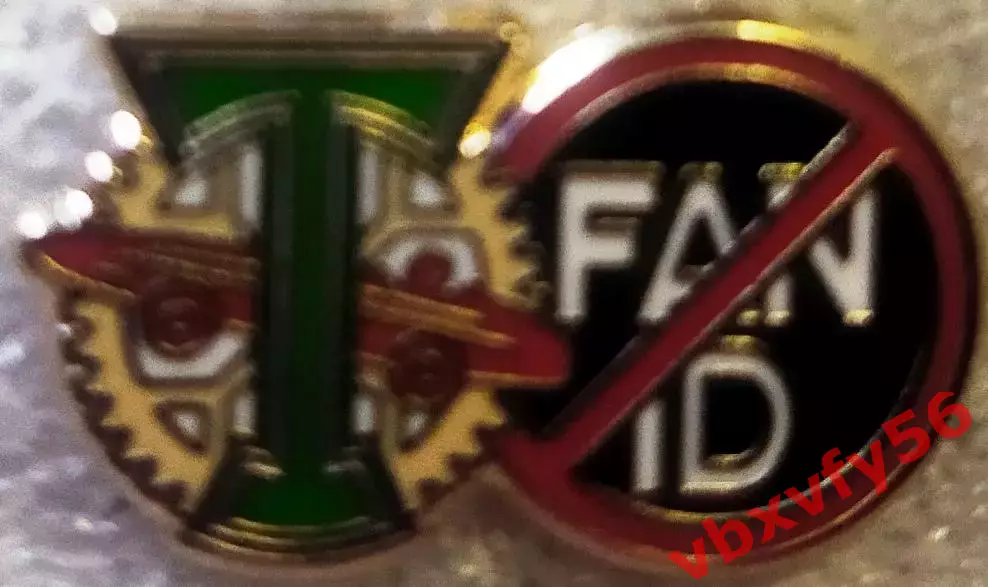 Значок ТОРПЕДОМосква Фан уйди черный