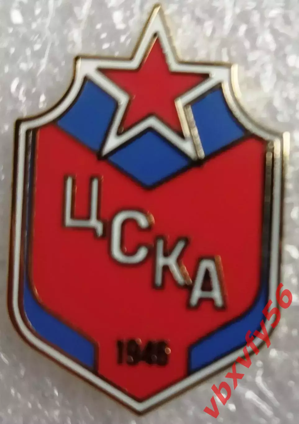 Значок ЦСКАМосква Эмблема хоккейная красная 1.5см