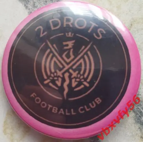 Значок 2 DROTS Москва медиа Круг закатный футбол