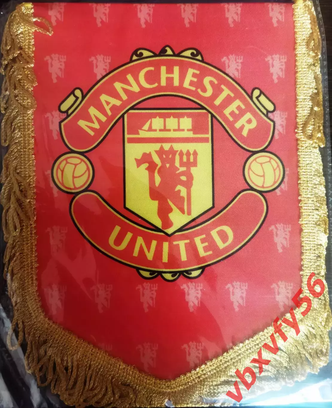 ВЫМПЕЛ ФК Манчестер Юнайтед (Англия) 2 средний