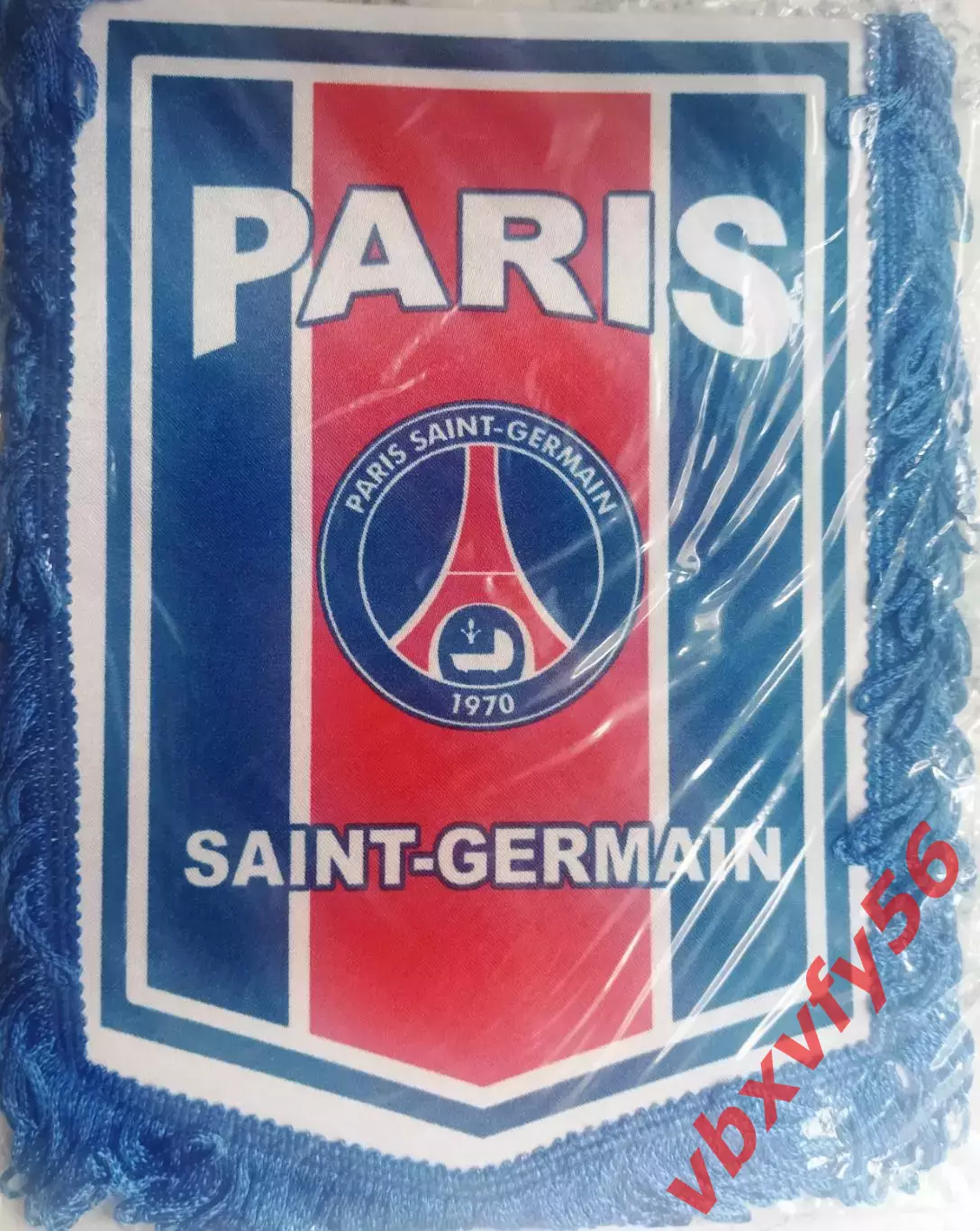 ВымпелПСЖ (Париж,Франция) средний 1