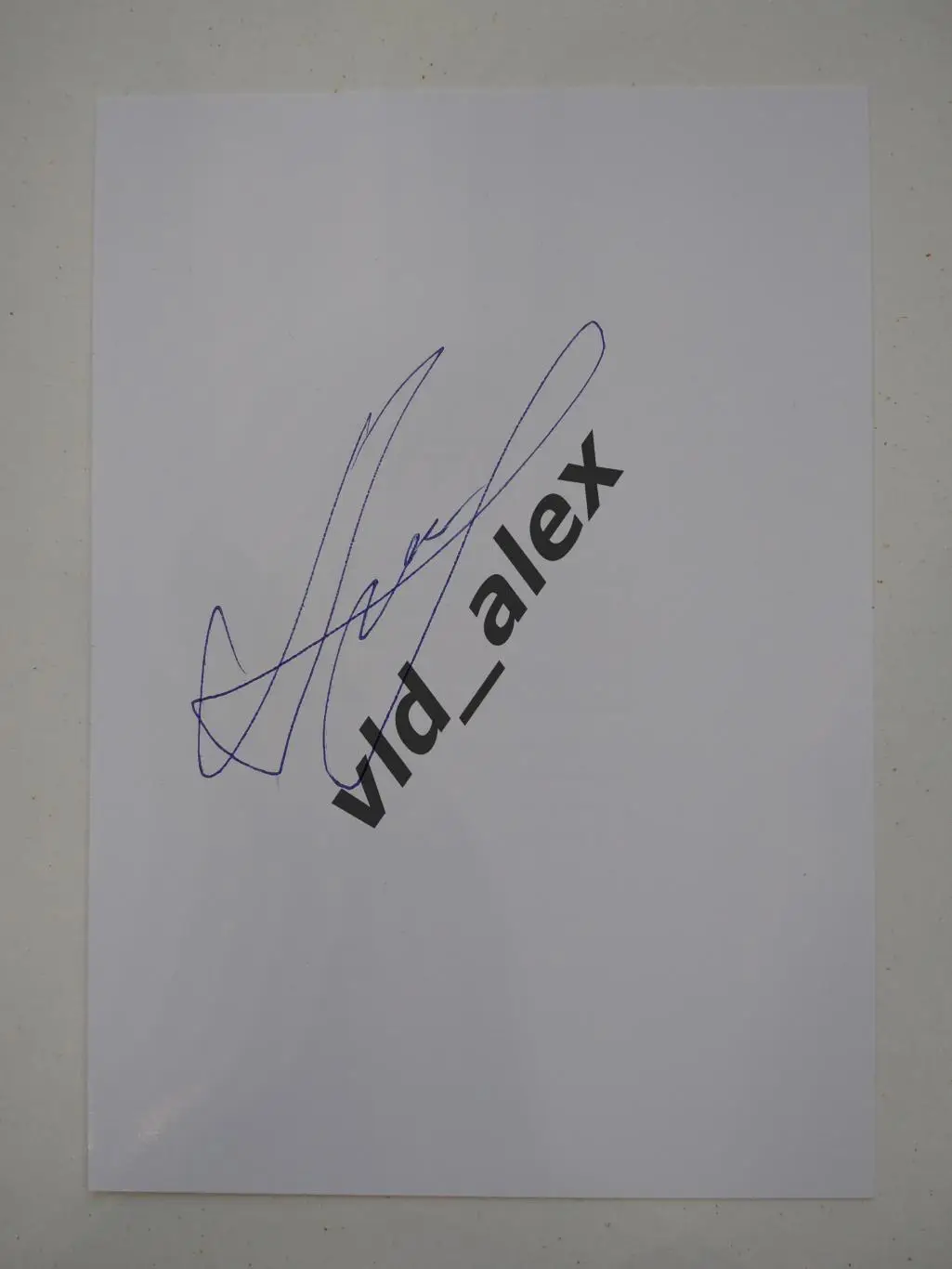 Автограф Александра Тарханова