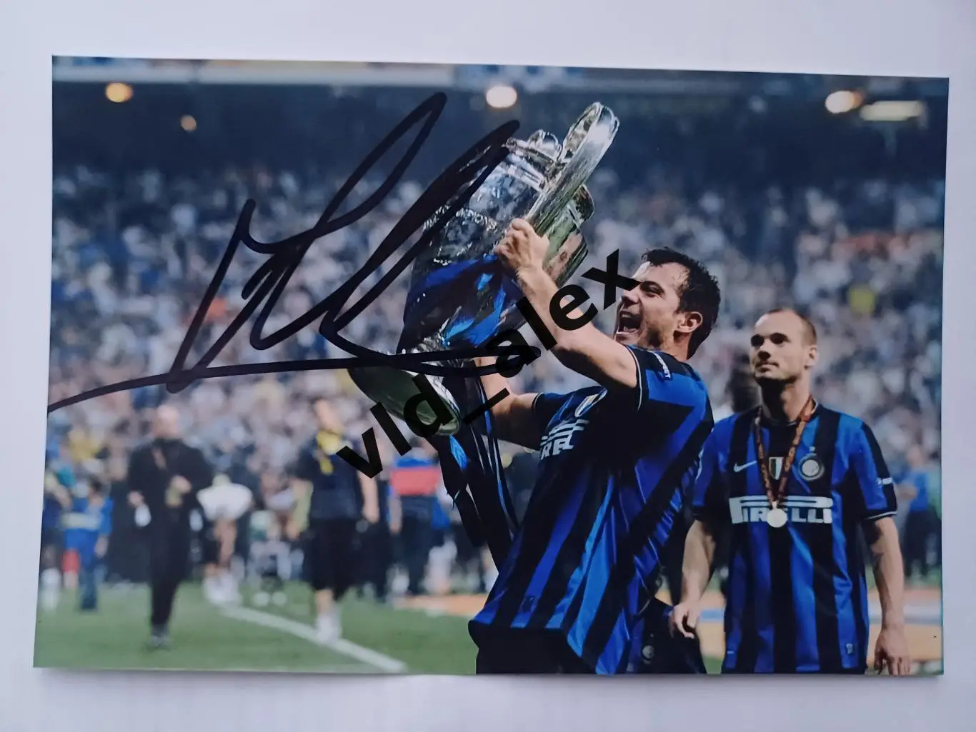 Автограф Деяна Станковича (Интер)