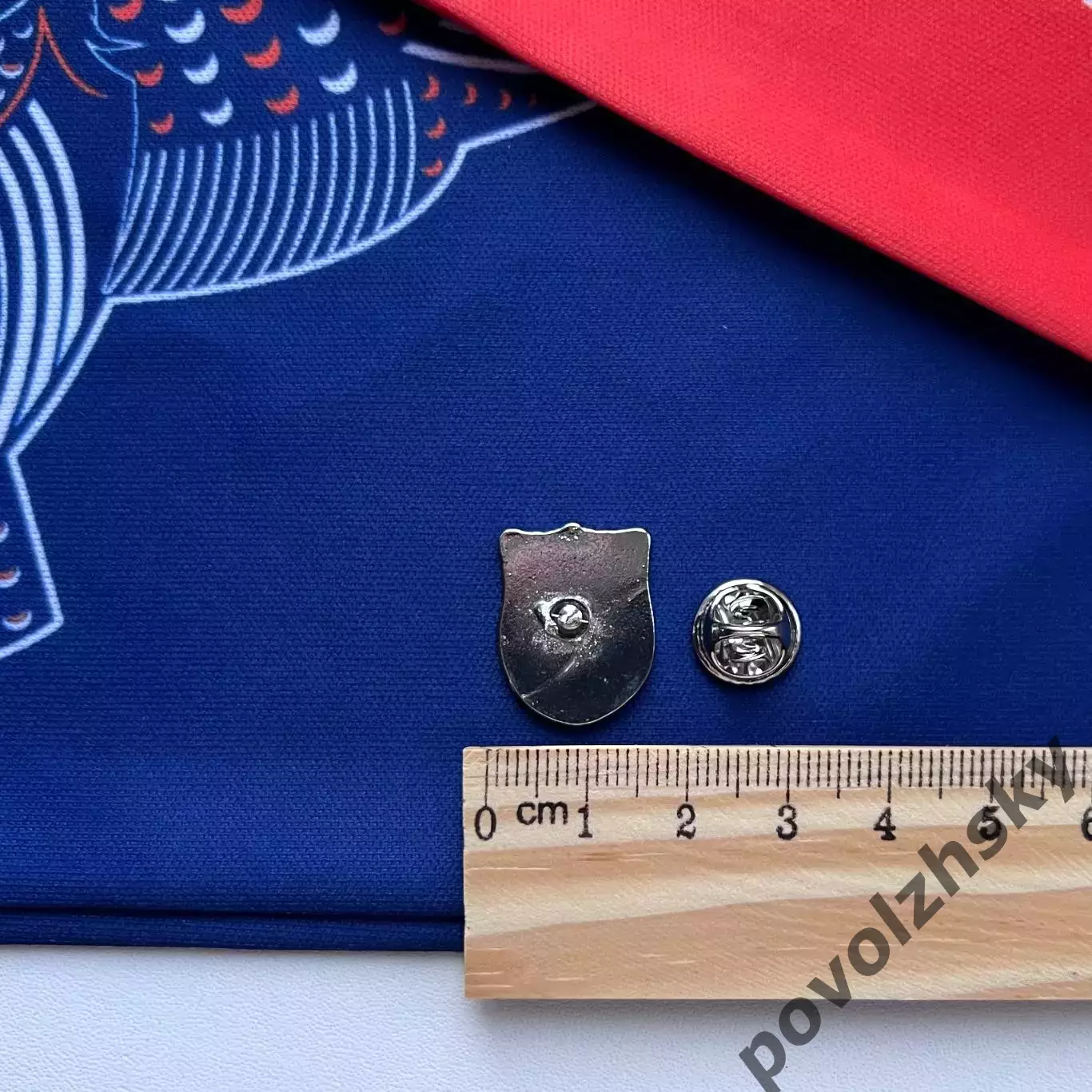 Значок ФК Башакшехир Стамбул / Официальная продукция / Турция 2