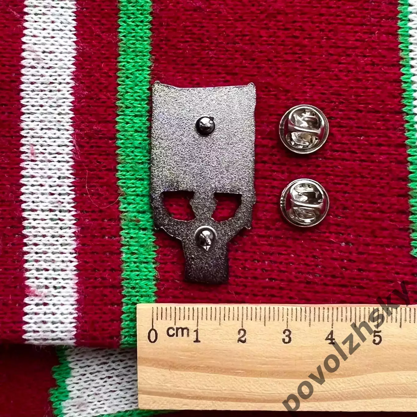 Значок Красно-Зелёный Кайф / Фанат с двуручником 3