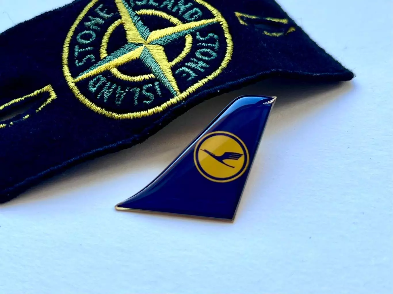 Значок Lufthansa / Авиационный / Германия