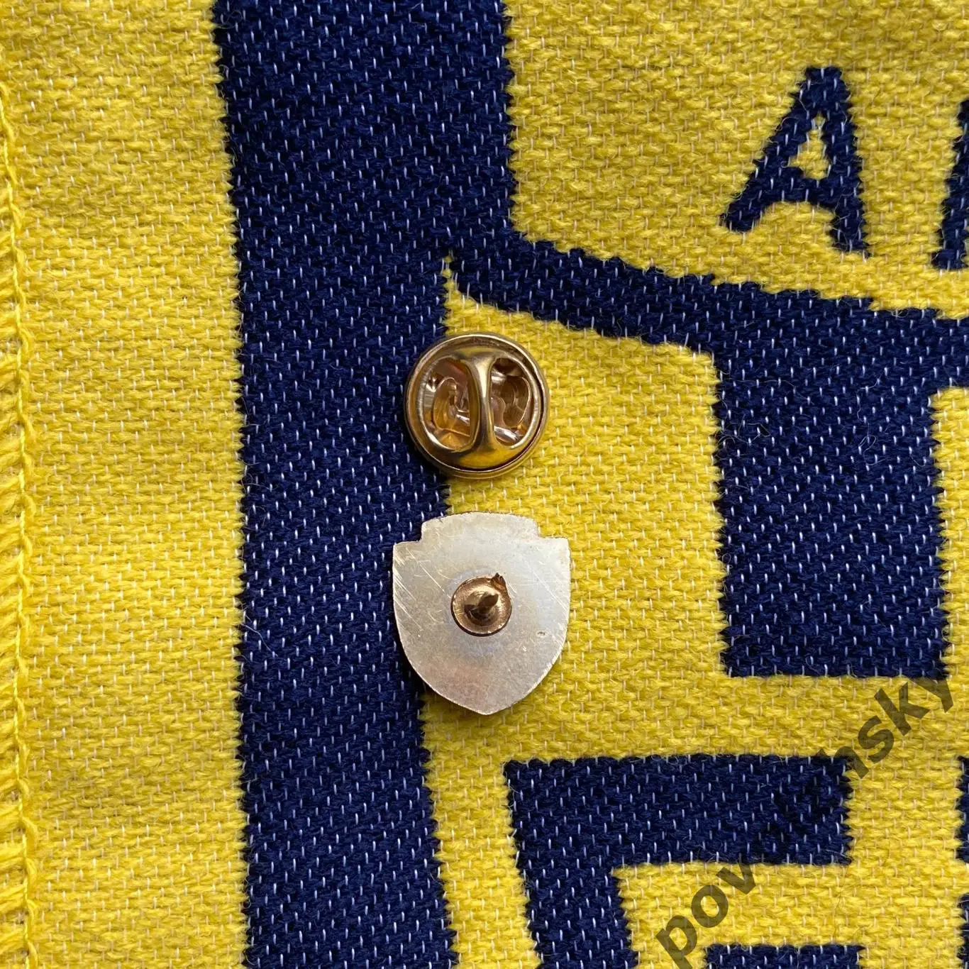 Значок ФК Анкарагюджю Анкара / Официальная продукция / Турция 1