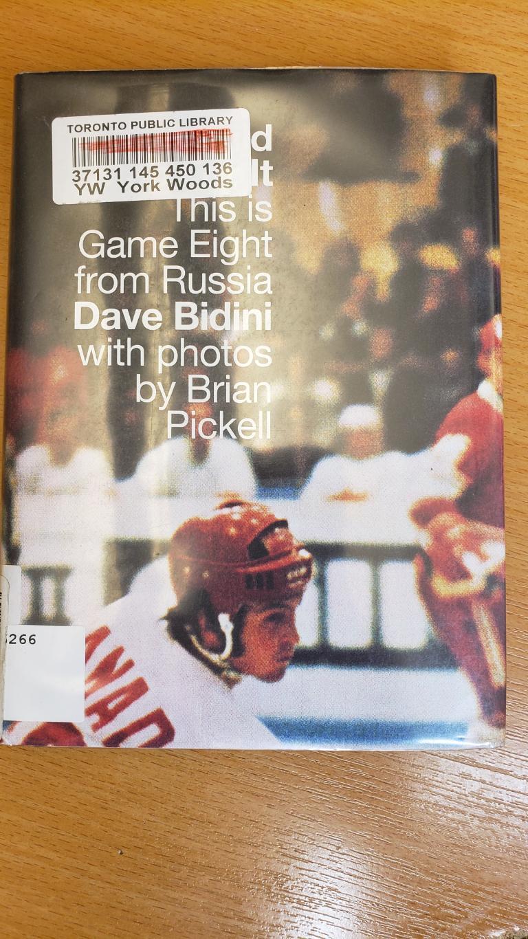 Хоккей. Книга- Дикое предположение.. это 8 игра из России. Канада СССР 1972