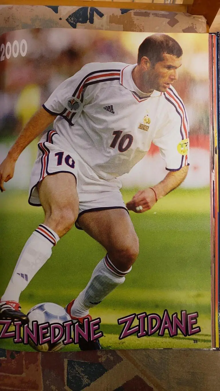 Футбольный журнал- книга Евро2008 г. 3