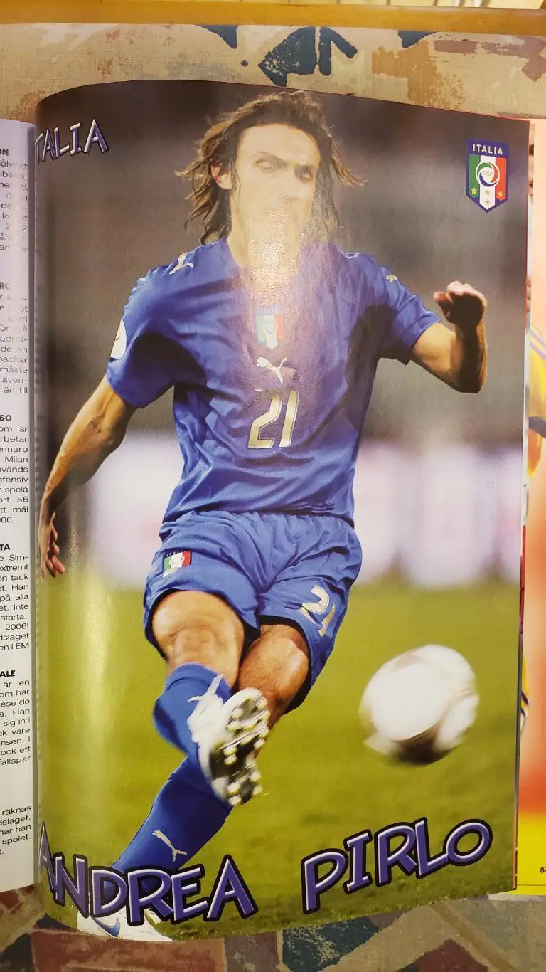 Футбольный журнал- книга Евро2008 г. 5