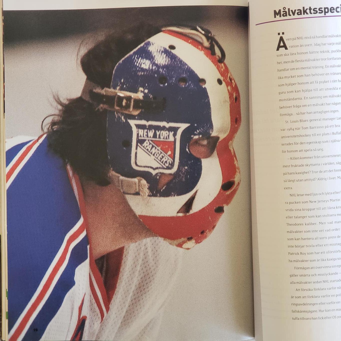 2003Ежегодник НХЛ. 1