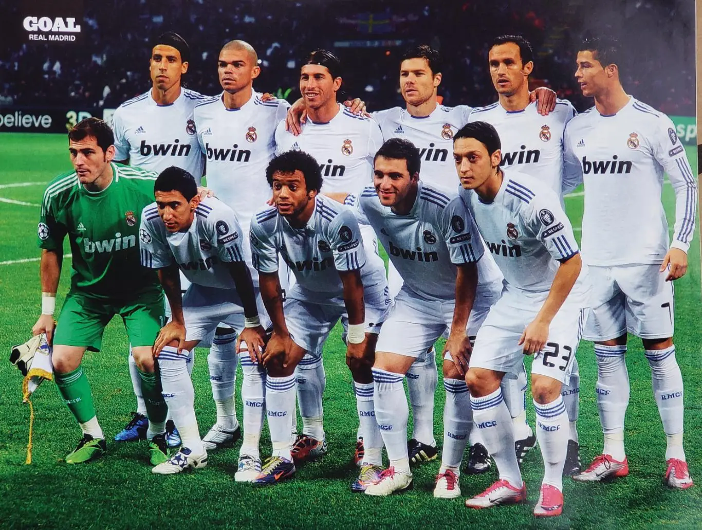 Футбольный журнал- Гол #4 2011 3