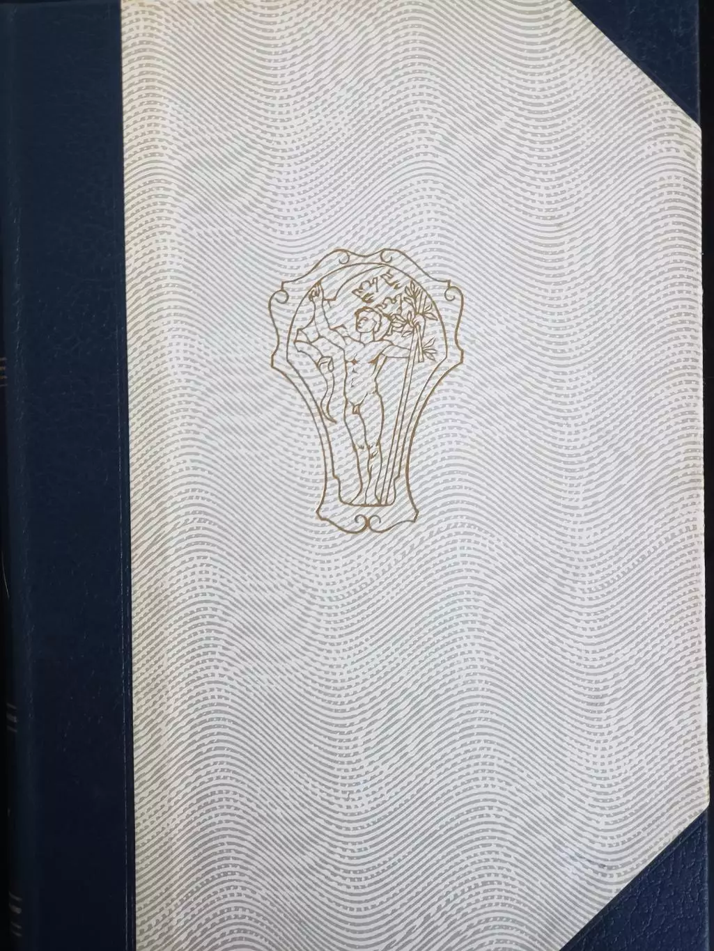 Книга- Фотоальбом Спорт 1974