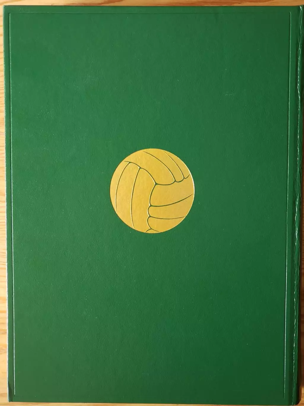 Книга -Фотоальбом ФУТБОЛ 1979