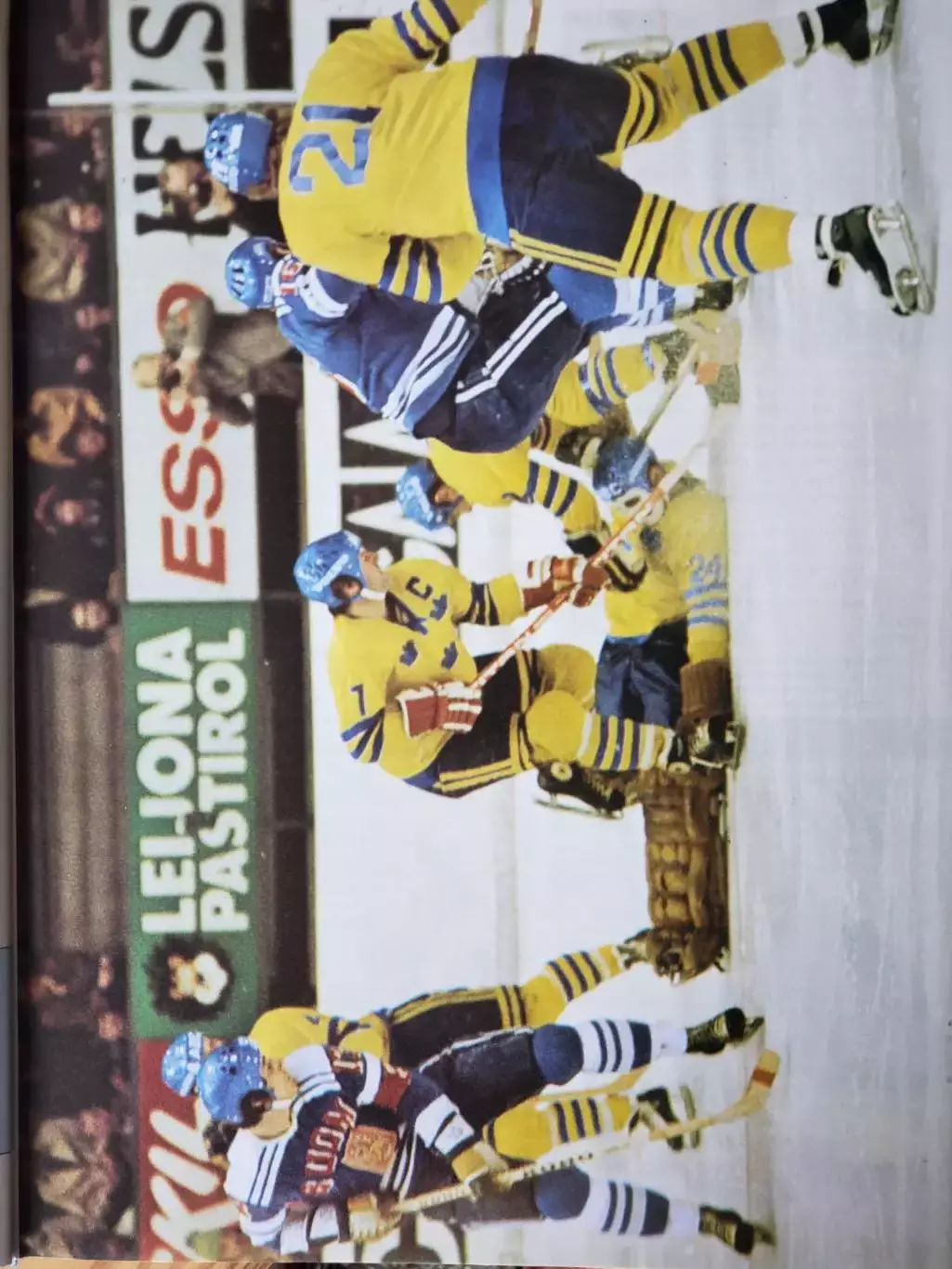 Книга- Фотоальбом Хоккей 1974 3