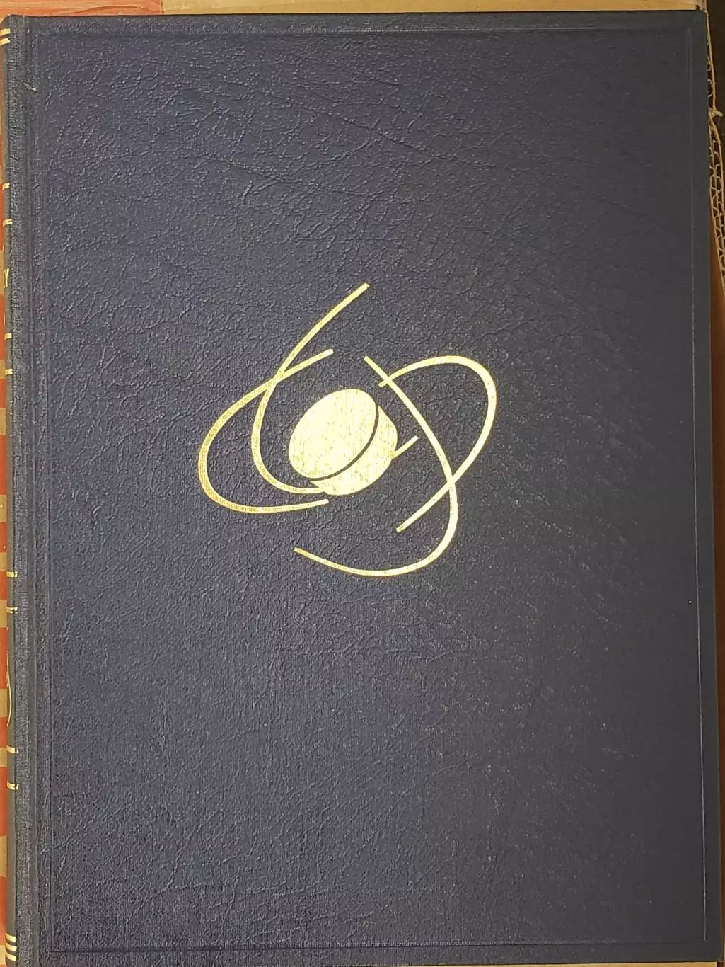 Книга- Фотоальбом Хоккей 1975