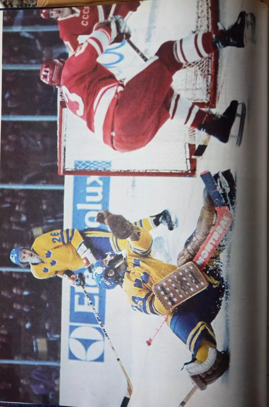 Книга- Фотоальбом Хоккей 1973 2