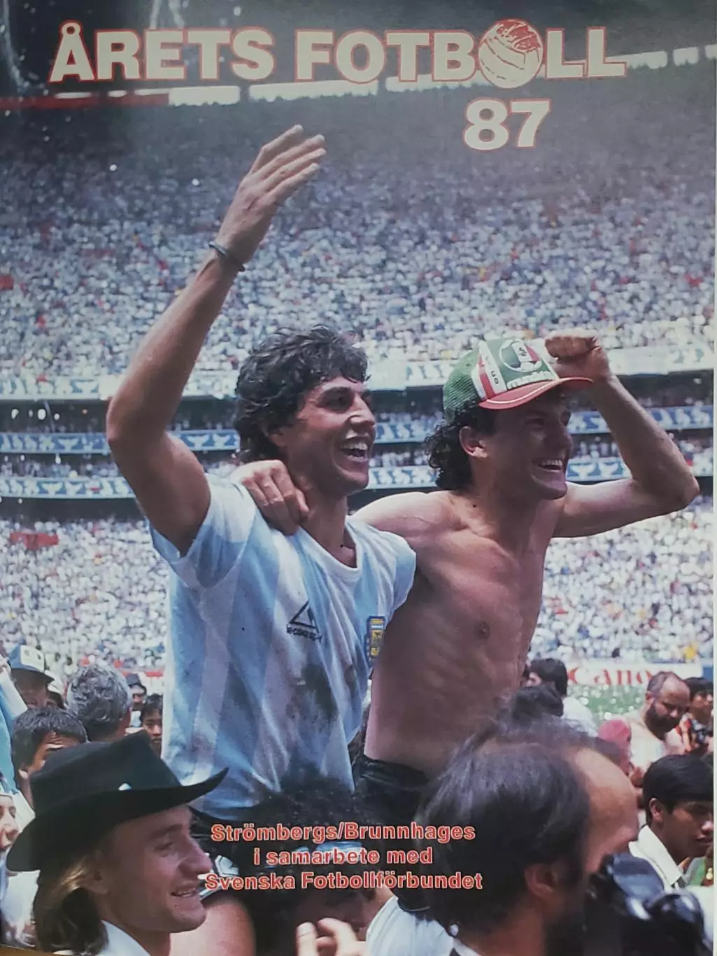 Книга -Фотоальбом ФУТБОЛ 1987 1