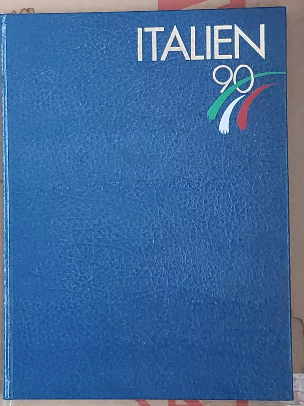 Книга- Фотоальбом ЧЕ- 92 4