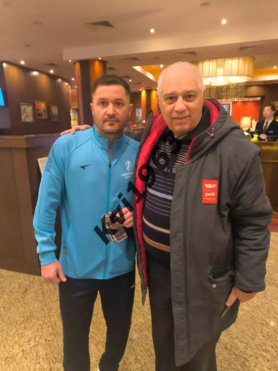 Журнал футбол итоги евросезона 2007/8 , живые автографы А. Тимощука, Файзуллина 1