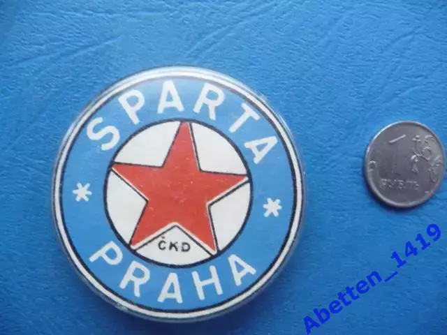 Значок ФК Спарта Прага (Чехословакия).