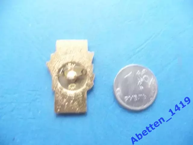 Значок 1982г.60 лет СССР. Ленин. 1