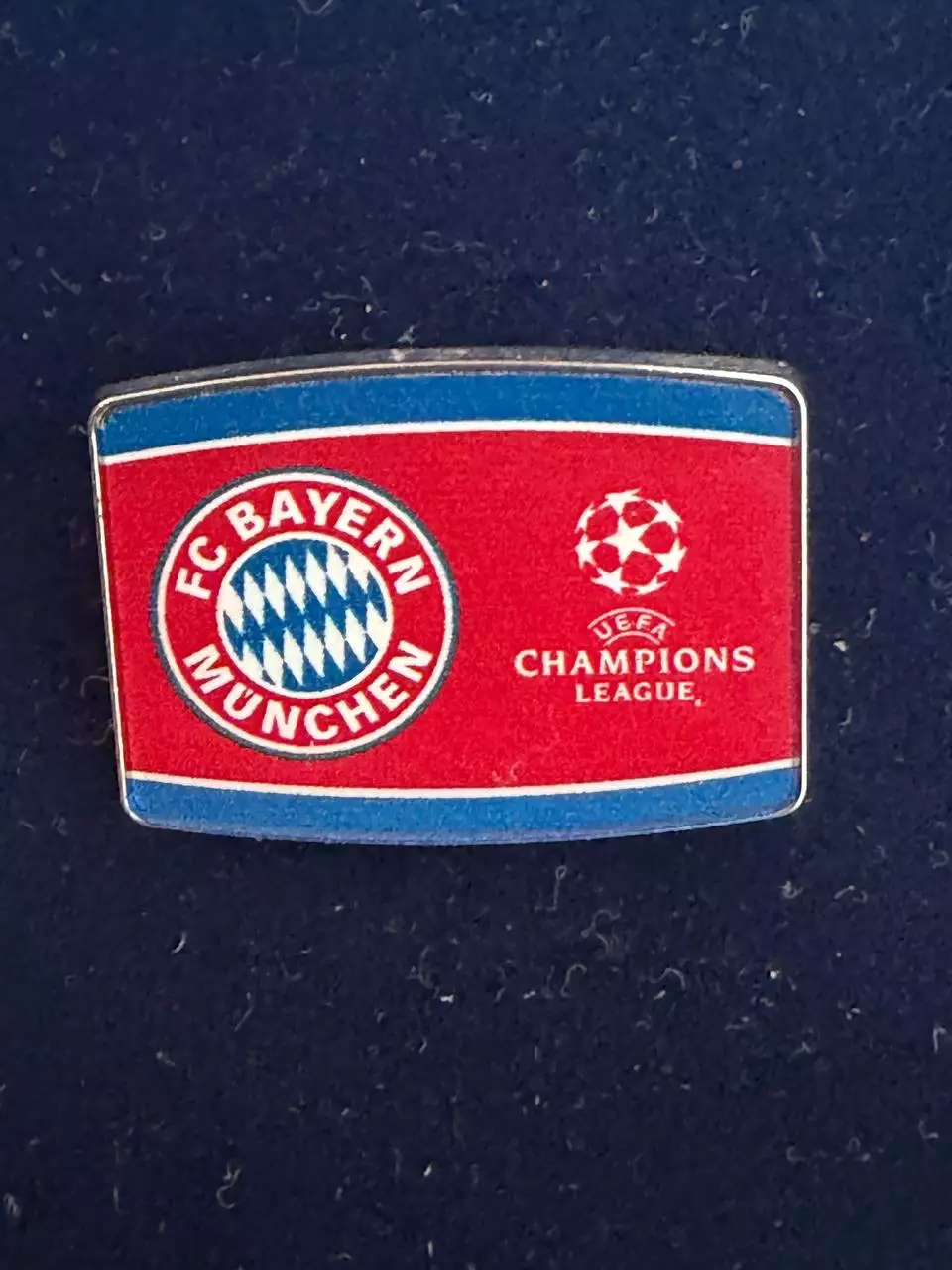 … . . . Бавария. Официальный знак-,.., . ,. -......-.