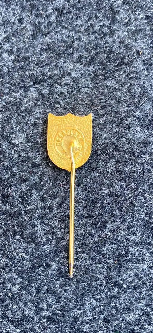 ......ФК Раднички Пирот........ 1