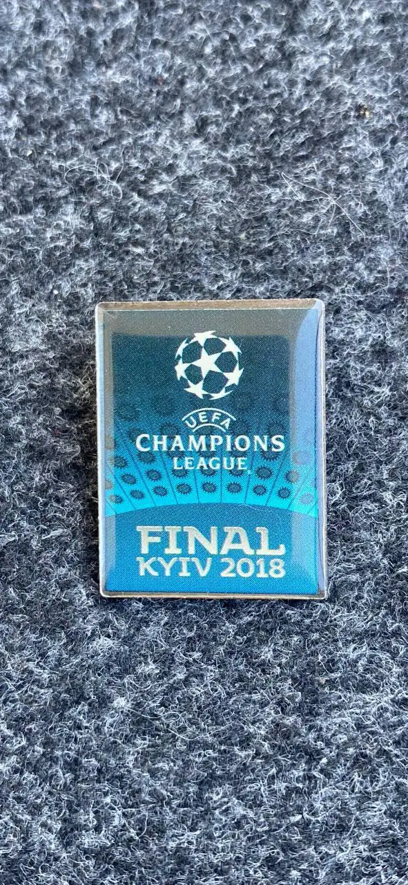 ...Лига чемпионов. Финал. Официальный знак. ..