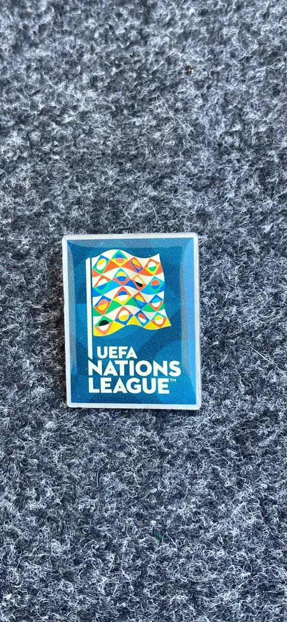 ...Лига наций. Официальный знак. . ..