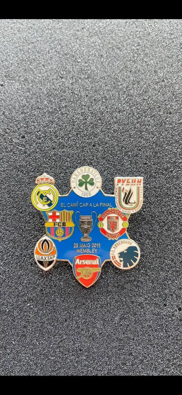 ….. . Рубин,Шахтёр,Реал,Барселона,Манчестер Юнайтед,Арсенал .....