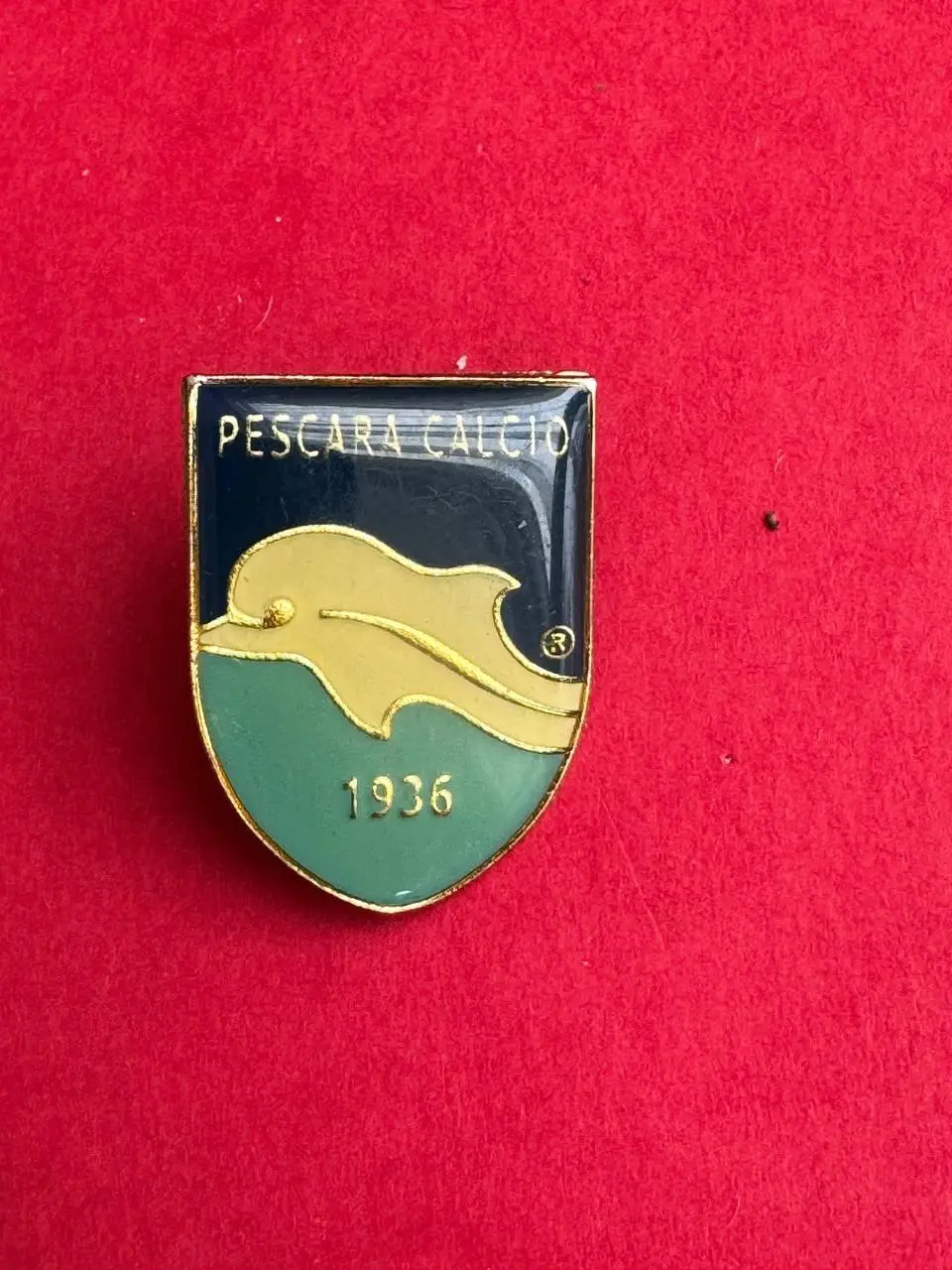 . .- . --.- Пескара/ .--, --.