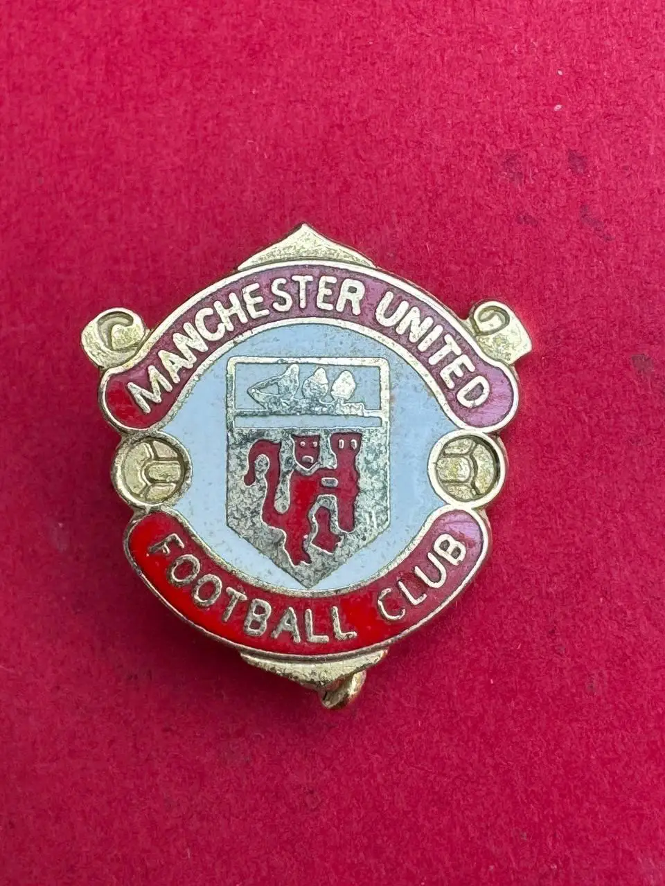 . .- . --.-Манчестер Юнайтед ./ .--, -