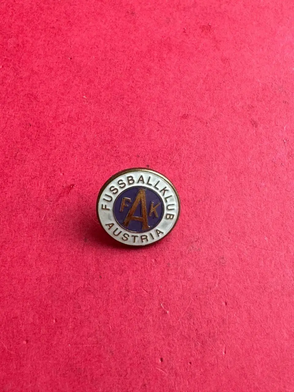 . .- . --. ФК Акстрия. - ./ .--, -