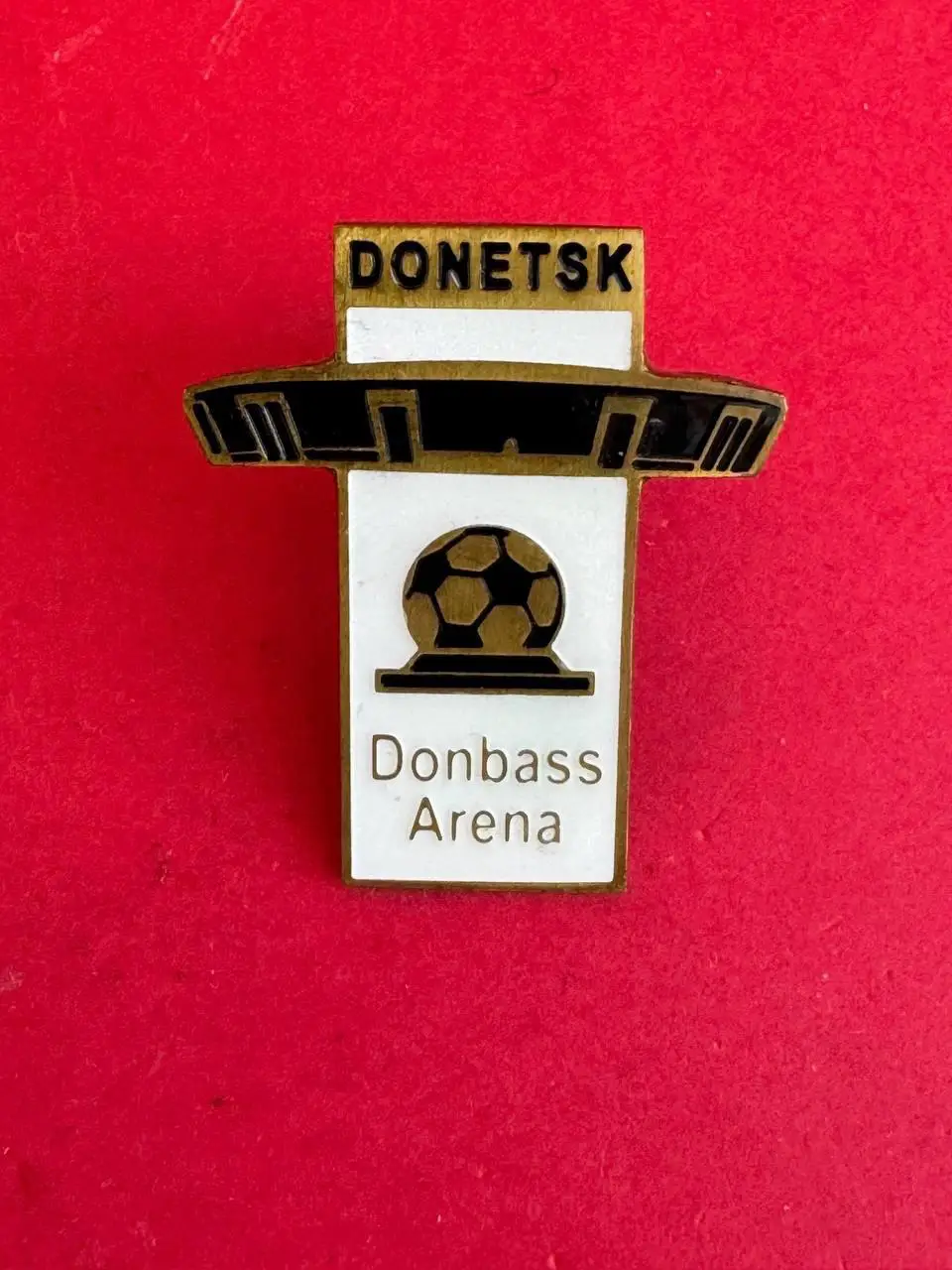 . .- . -. Донбасс Арена.). - ./ .--, -