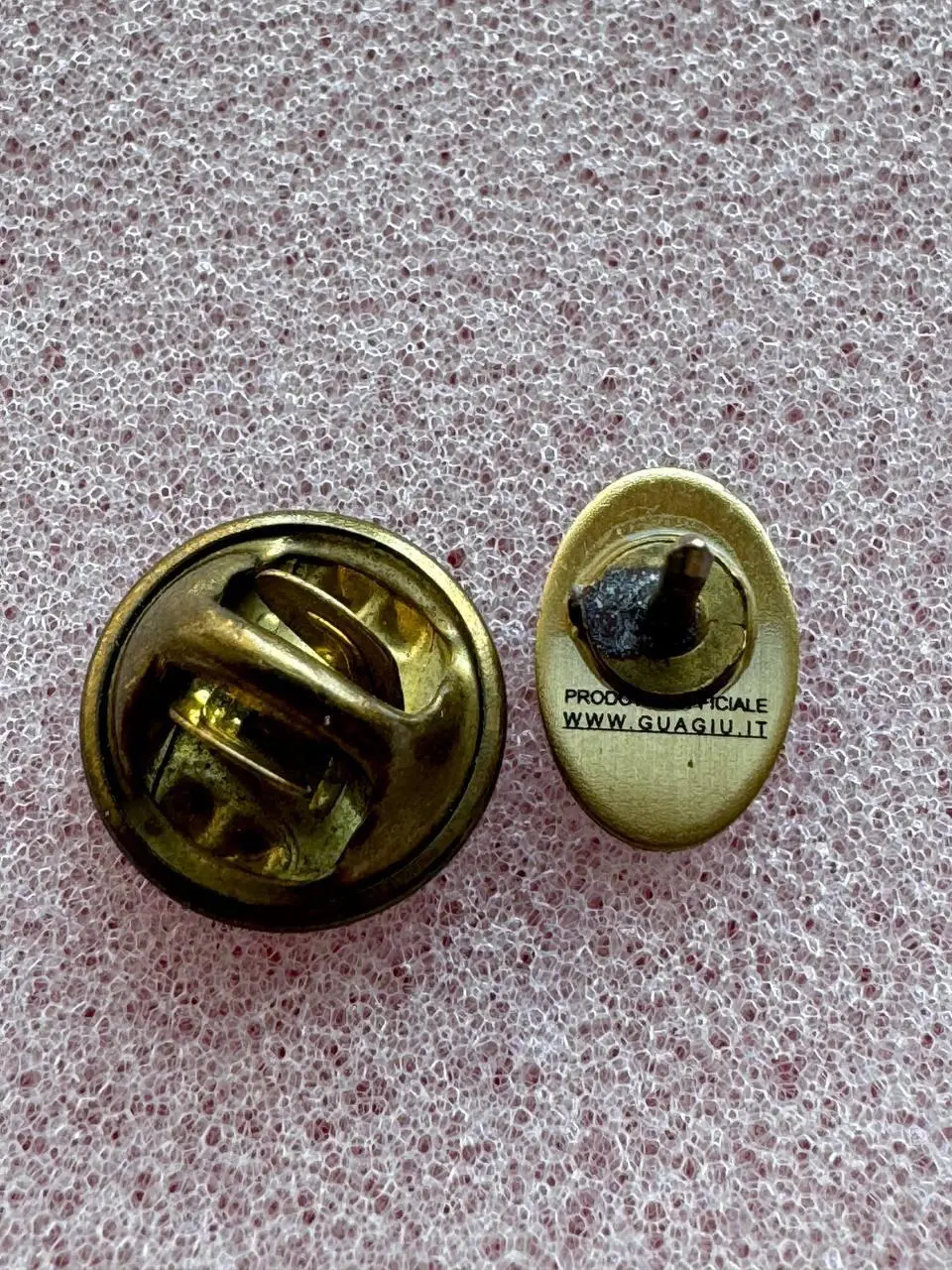 … Милан. Официальный знак .. ...-, 1