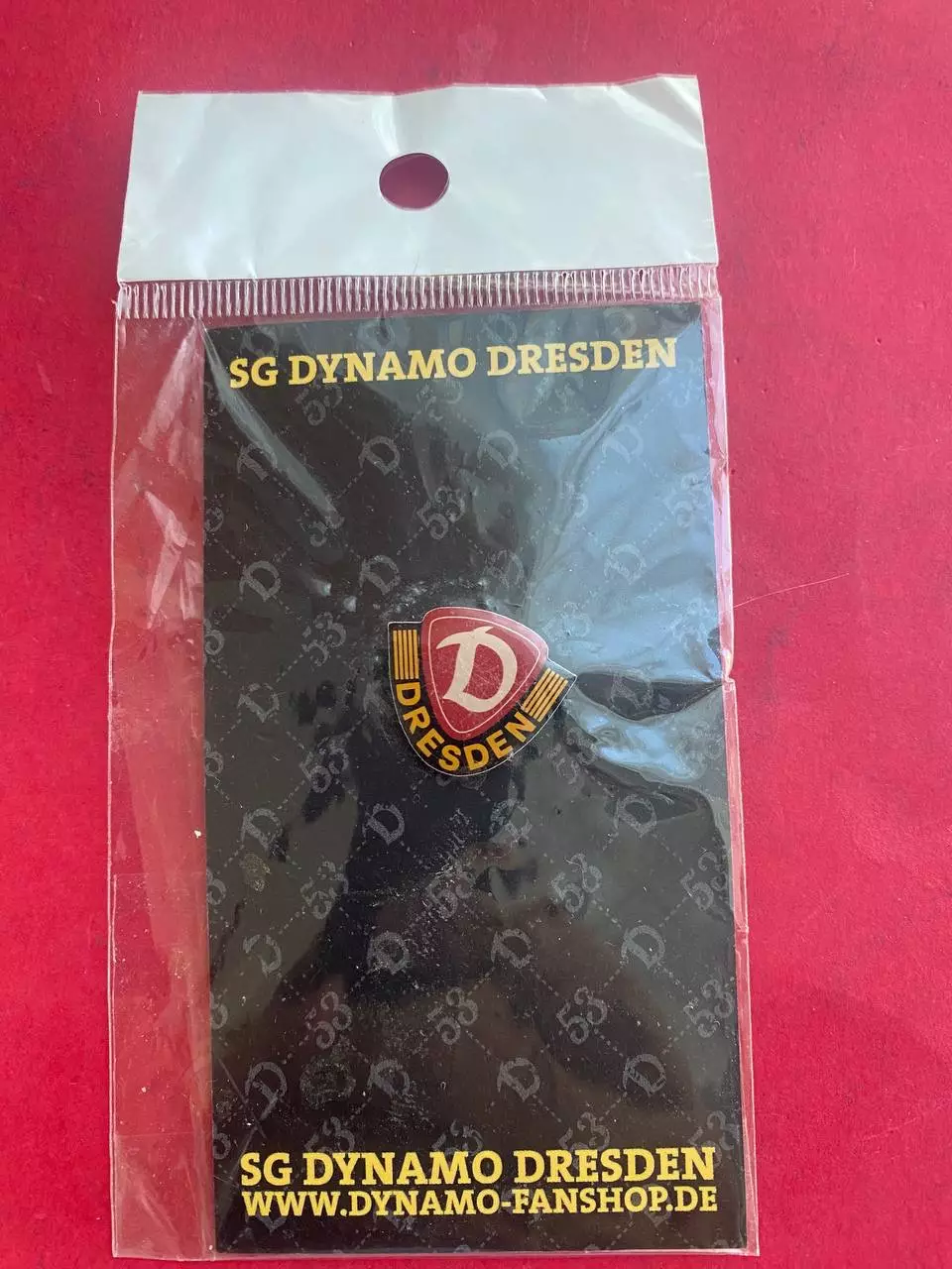 .,.. ФК Динамо Дрезден. Официальный знак .. .. -. .,,,, ......-.