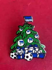 .. .. -.ФК Герта Берлин. Официальный знак.,,,, ......-.