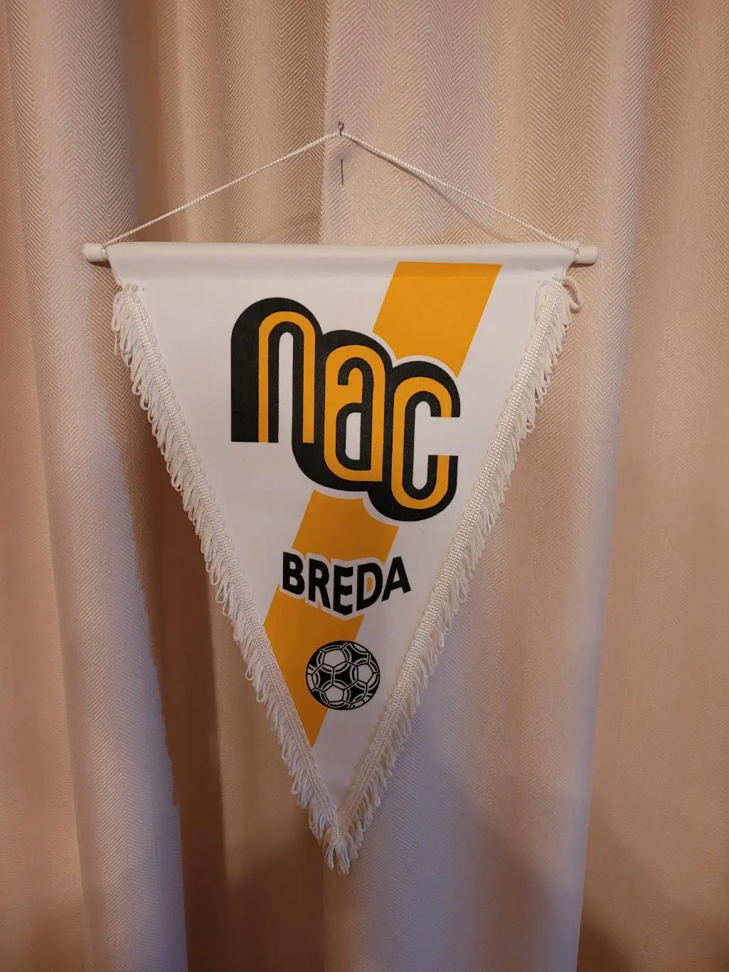 ФУТБОЛЬНЫЙ КЛУБ (ФК) НАК БРЕДАГОЛЛАНДИЯ 24х32