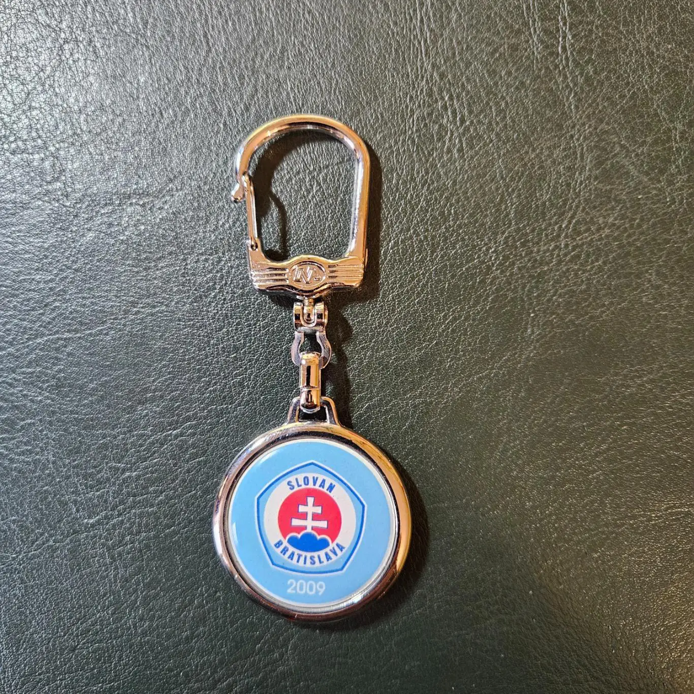 БРЕЛОКФУТБОЛЬНЫЙ КЛУБ (ФК)СЛОВАН (БРАТИСЛАВА) СЛОВАКИЯ