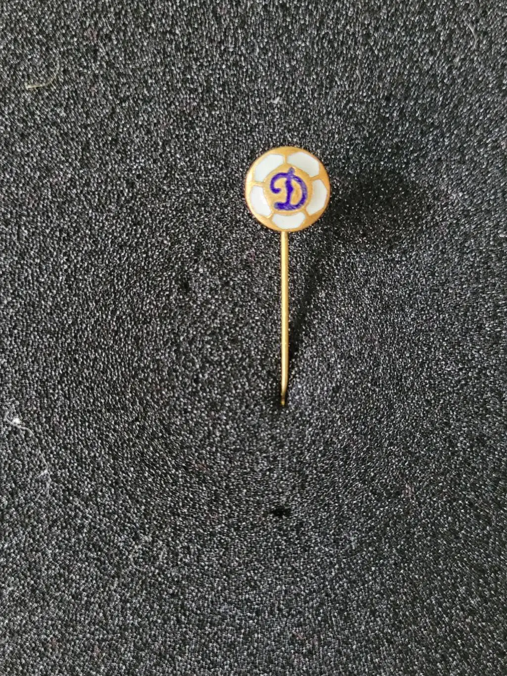 ЗНАК ФУТБОЛЬНЫЙ КЛУБ ФК ДИНАМО (МОСКВА)