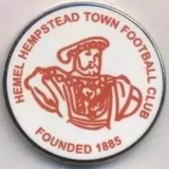 футбол.клуб Хемел Х.(Англія) офіц.? важмет /Hemel Hempstead,England football pin