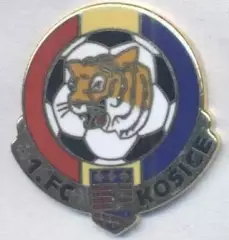 футбол.клуб Кошице (Словаччина) ЕМАЛЬ більший /1.FC Kosice,Slovakia football pin