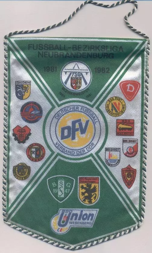 вимпел 24х16 футбол Нойбранденб*НДР /Neubrandenburg,GDR-Germany football pennant