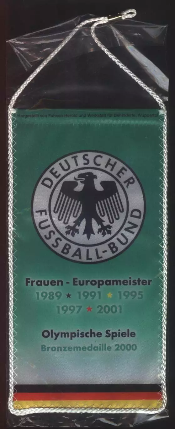 вимпел 20х10 федер.футболу Німеч.жінки офіц/Germany women football feder.pennant